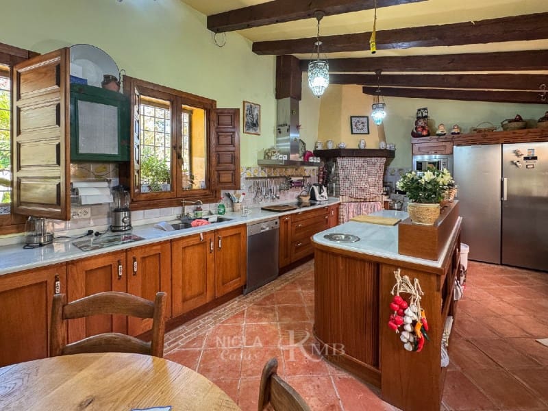 13 soverom Villa til salgs i Velez-Blanco med svømmebasseng - € 1 300 000 (Ref: 9075032)