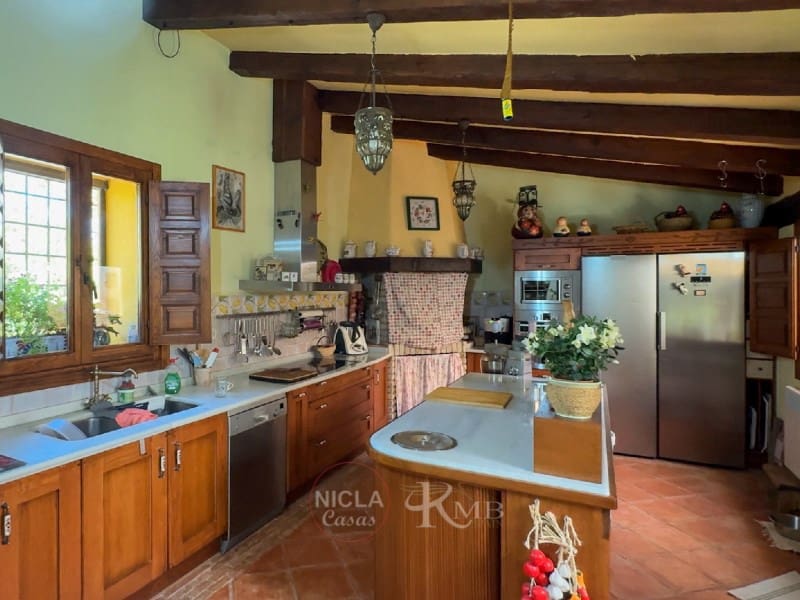 13 soverom Villa til salgs i Velez-Blanco med svømmebasseng - € 1 300 000 (Ref: 9075032)