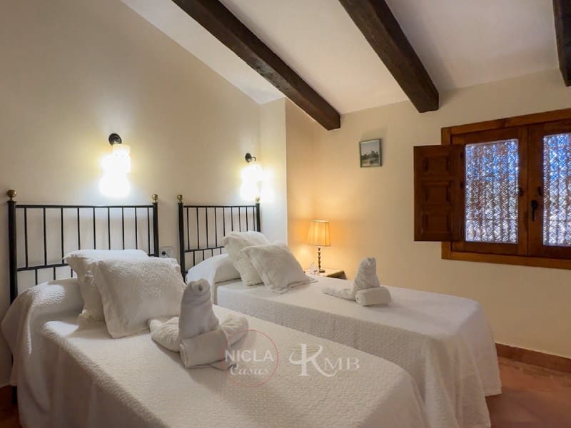 13 soverom Villa til salgs i Velez-Blanco med svømmebasseng - € 1 300 000 (Ref: 9075032)