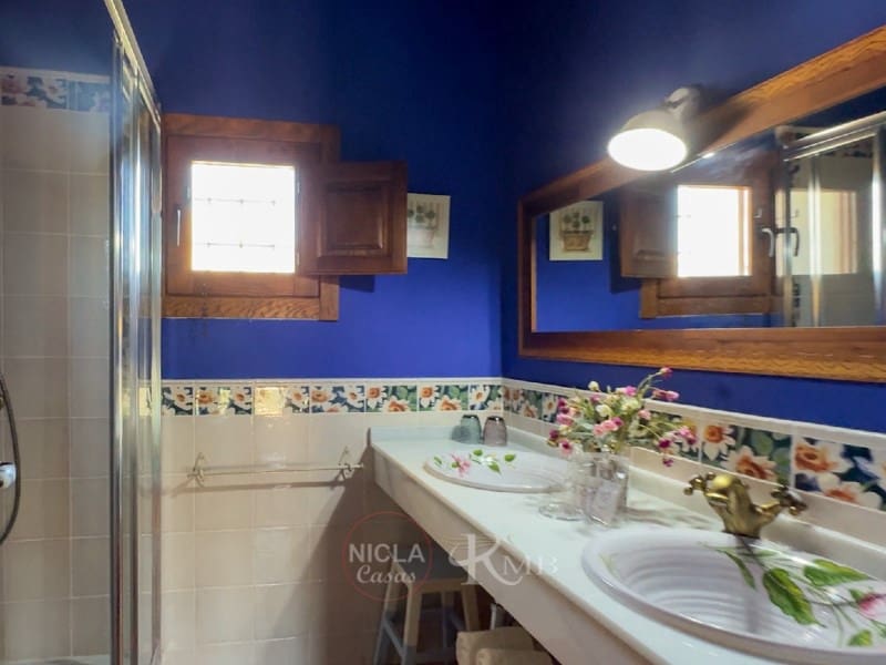 13 soverom Villa til salgs i Velez-Blanco med svømmebasseng - € 1 300 000 (Ref: 9075032)