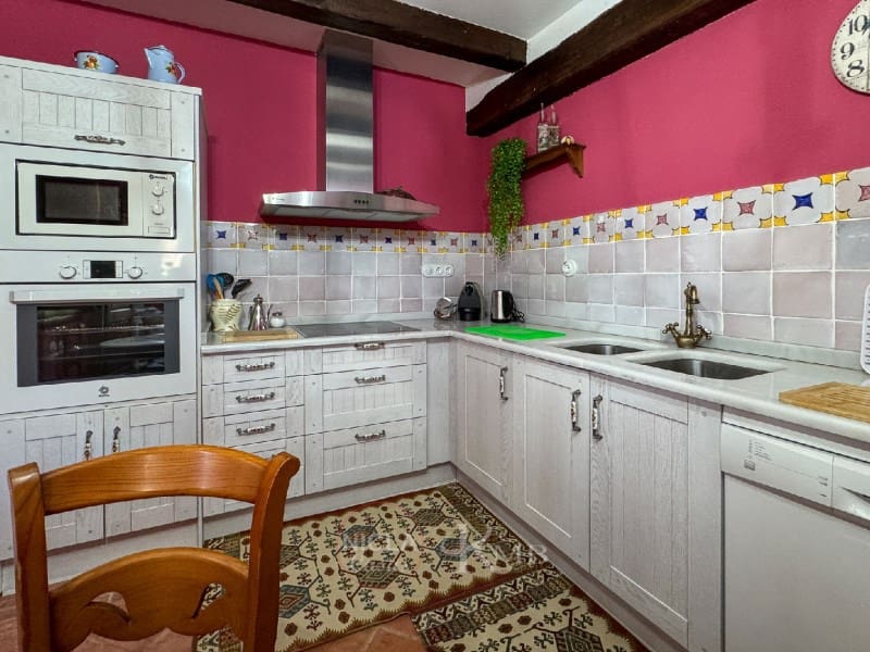 13 soverom Villa til salgs i Velez-Blanco med svømmebasseng - € 1 300 000 (Ref: 9075032)