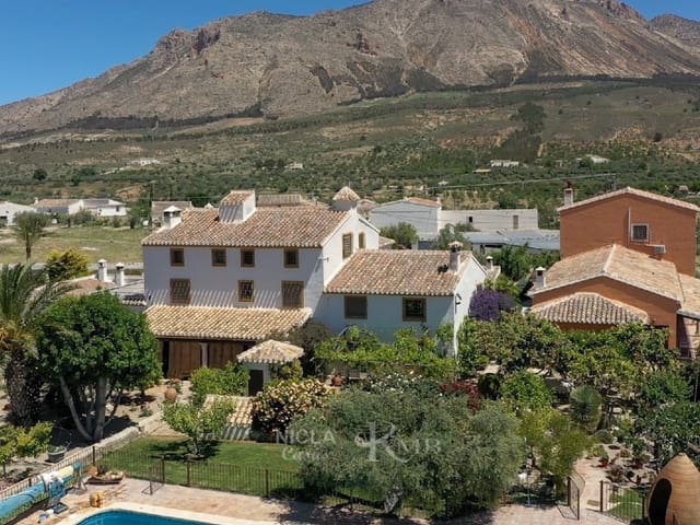 13 slaapkamer Villa te koop in Vélez-Blanco met zwembad - € 1.500.000 (Ref: 9075032)