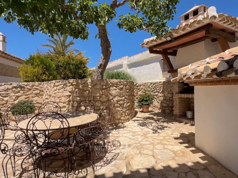 13 soverom Villa til salgs i Velez-Blanco med svømmebasseng - € 1 300 000 (Ref: 9075032)