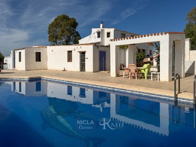 3 soveværelse Villa til salg i Bedar med swimmingpool garage - € 360.000 (Ref: 9206772)