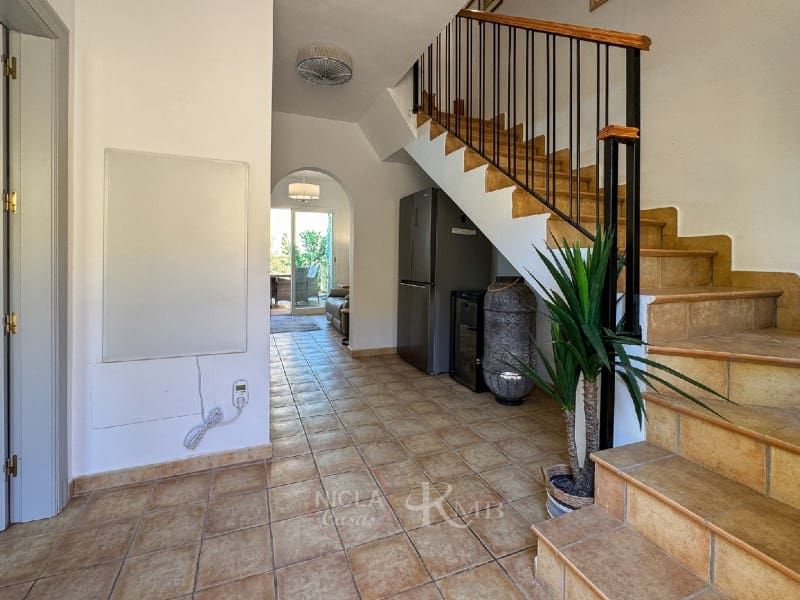 2 soverom Leilighet til salgs i Bedar med svømmebasseng garasje - € 169 000 (Ref: 9255496)