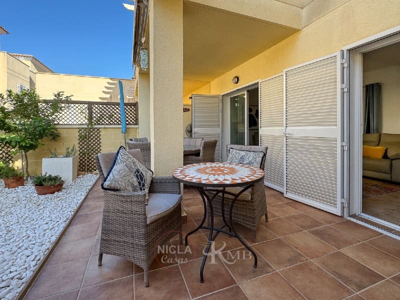 2 soverom Leilighet til salgs i Bedar med svømmebasseng garasje - € 169 000 (Ref: 9255496)