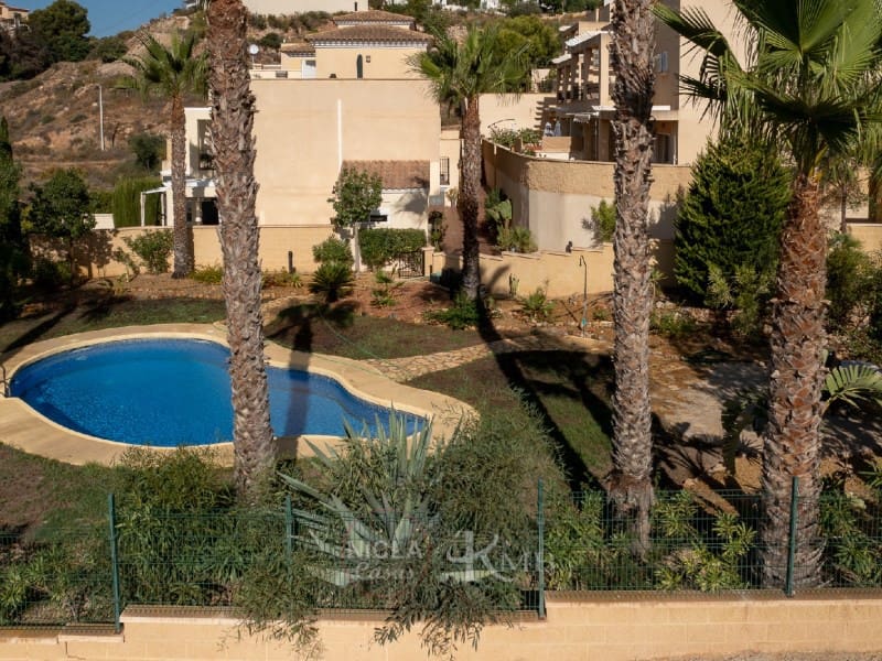 2 soverom Leilighet til salgs i Bedar med svømmebasseng garasje - € 169 000 (Ref: 9255496)