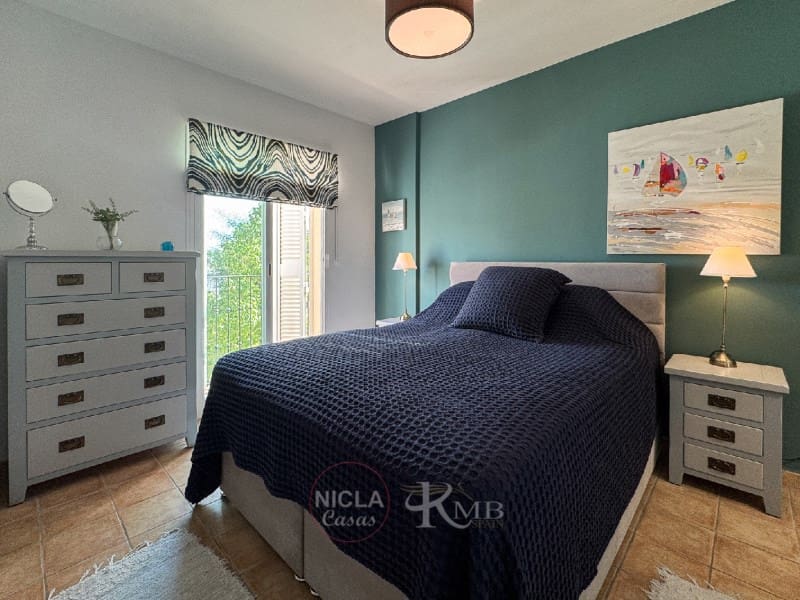 2 soverom Leilighet til salgs i Bedar med svømmebasseng garasje - € 169 000 (Ref: 9255496)