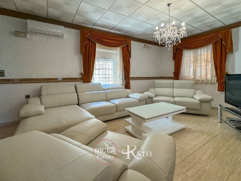 5 soveværelse Villa til salg i Cuevas del Almanzora med swimmingpool - € 399.950 (Ref: 9321693)