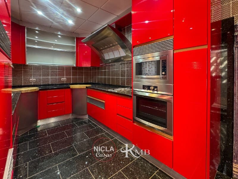 5 soveværelse Villa til salg i Cuevas del Almanzora med swimmingpool - € 399.950 (Ref: 9321693)