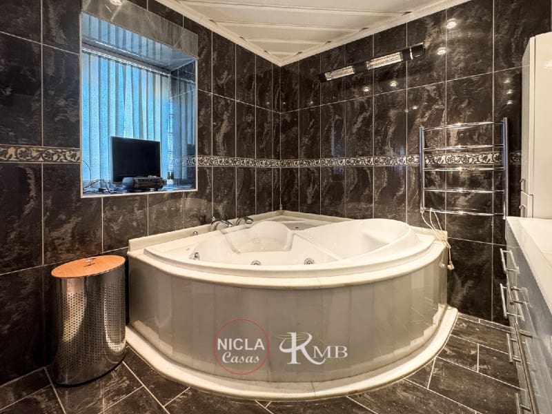 5 soveværelse Villa til salg i Cuevas del Almanzora med swimmingpool - € 399.950 (Ref: 9321693)