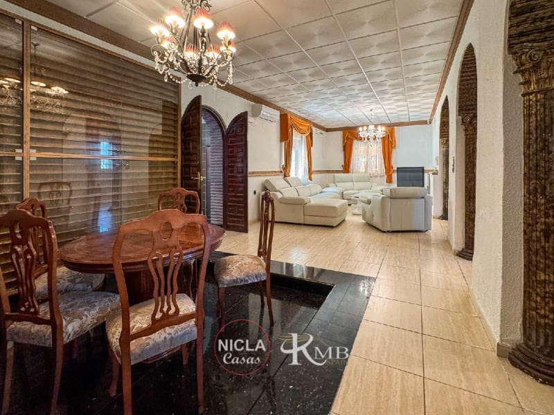 5 soveværelse Villa til salg i Cuevas del Almanzora med swimmingpool - € 399.950 (Ref: 9321693)