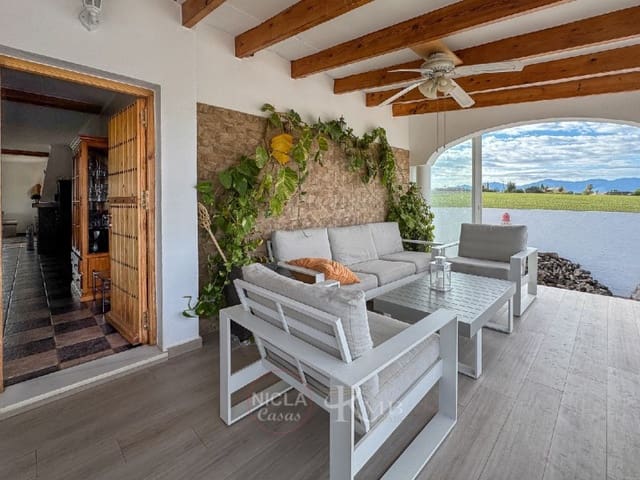 5 slaapkamer Villa te koop in Vera Ciudad, Vera met zwembad - € 559.000 (Ref: 9383217)