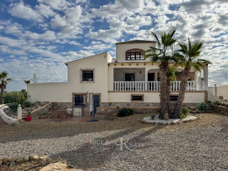 5 soverom Villa til salgs i Vera med svømmebasseng - € 559 000 (Ref: 9383217)