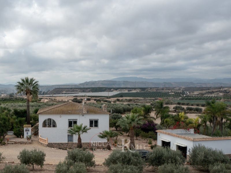 5 slaapkamer Villa te koop in Cuevas del Almanzora met zwembad - € 375.000 (Ref: 9385966)