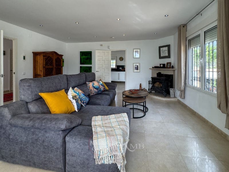 5 slaapkamer Villa te koop in Cuevas del Almanzora met zwembad - € 375.000 (Ref: 9385966)