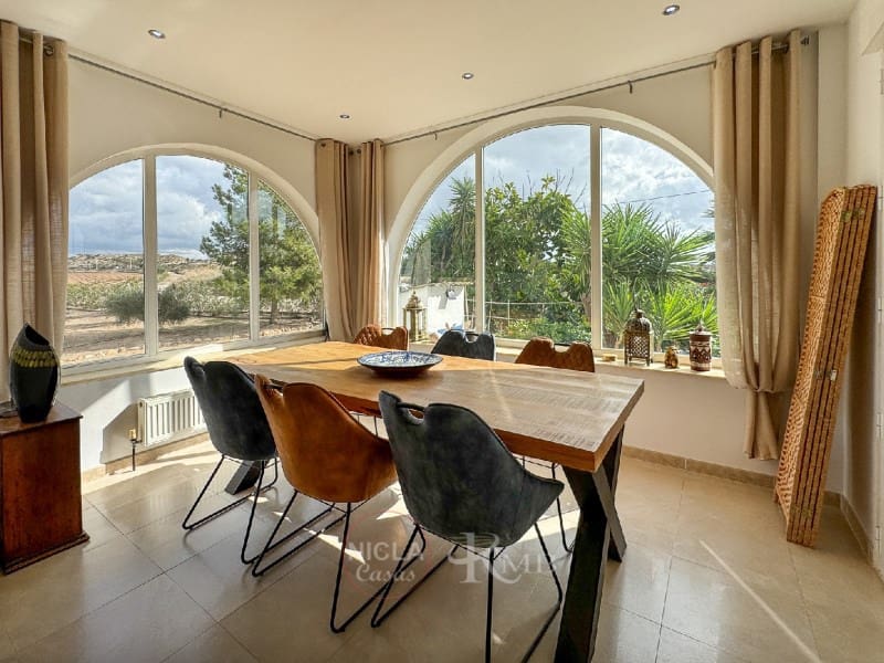 5 slaapkamer Villa te koop in Cuevas del Almanzora met zwembad - € 375.000 (Ref: 9385966)