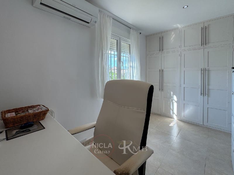 5 slaapkamer Villa te koop in Cuevas del Almanzora met zwembad - € 375.000 (Ref: 9385966)