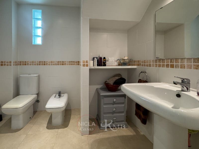 5 slaapkamer Villa te koop in Cuevas del Almanzora met zwembad - € 375.000 (Ref: 9385966)