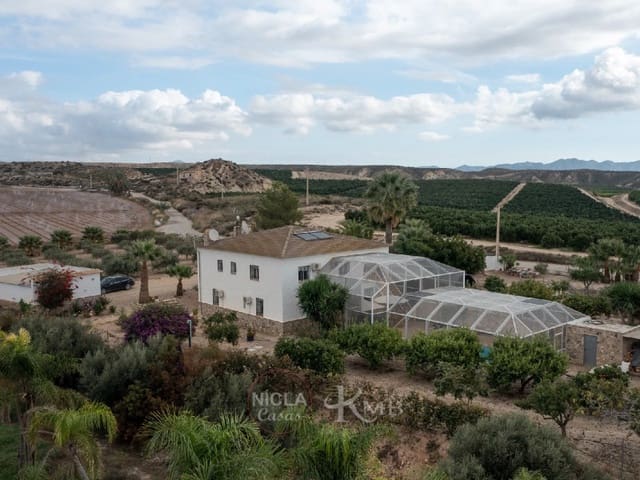 5 slaapkamer Villa te koop in Cuevas del Almanzora met zwembad - € 375.000 (Ref: 9385966)