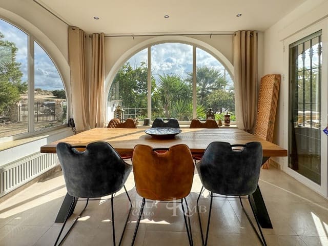 5 slaapkamer Villa te koop in Cuevas del Almanzora met zwembad - € 375.000 (Ref: 9385966)