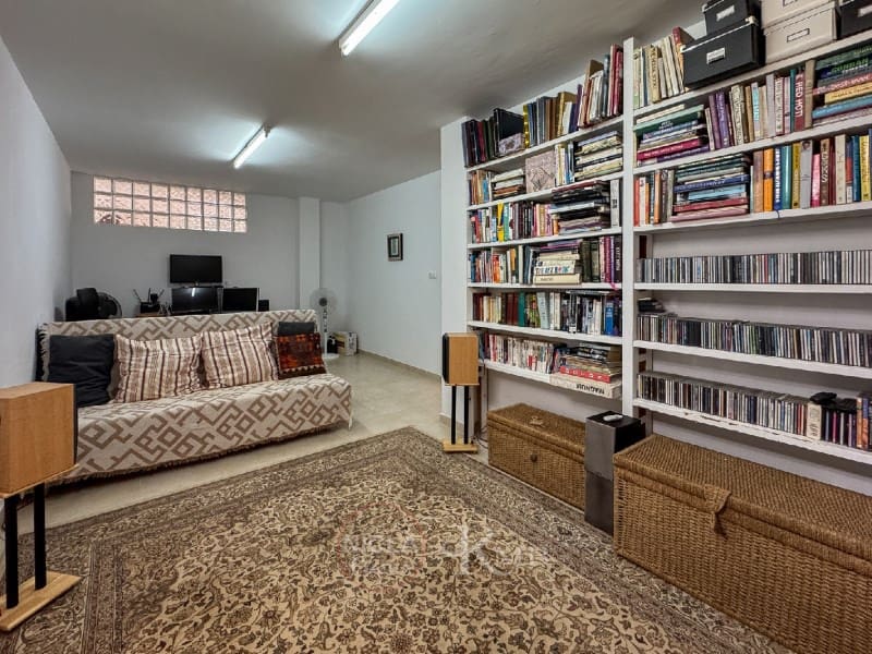 5 slaapkamer Villa te koop in Cuevas del Almanzora met zwembad - € 375.000 (Ref: 9385966)