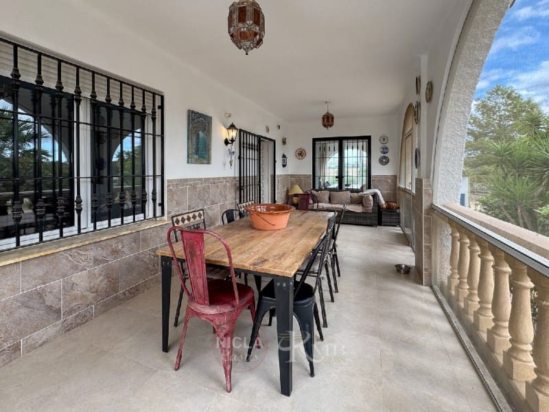 5 slaapkamer Villa te koop in Cuevas del Almanzora met zwembad - € 375.000 (Ref: 9385966)