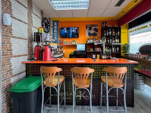 Restaurang/Bar till salu i Las Marinas - Pueblo Laguna, Vera - 135 000 € (Ref: 9470676)