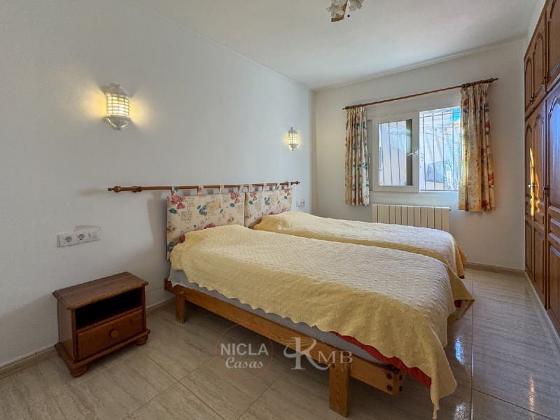 5 sypialnia Willa na sprzedaż w Bedar z basenem - 399 000 € (Ref: 9582926)