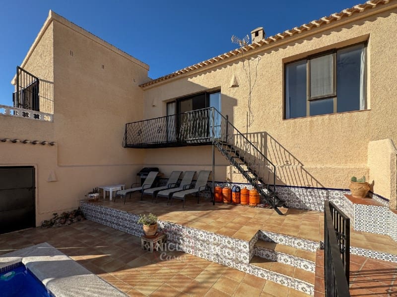 5 sypialnia Willa na sprzedaż w Bedar z basenem - 399 000 € (Ref: 9582926)