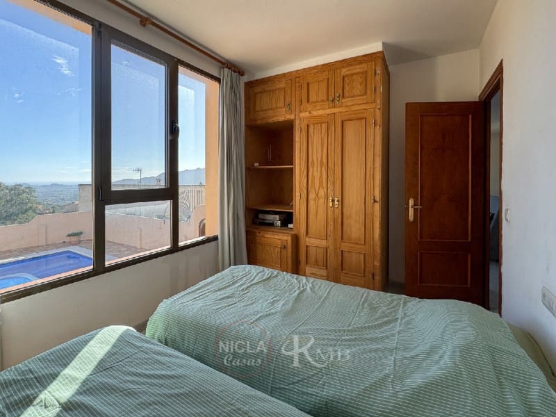 5 sypialnia Willa na sprzedaż w Bedar z basenem - 399 000 € (Ref: 9582926)