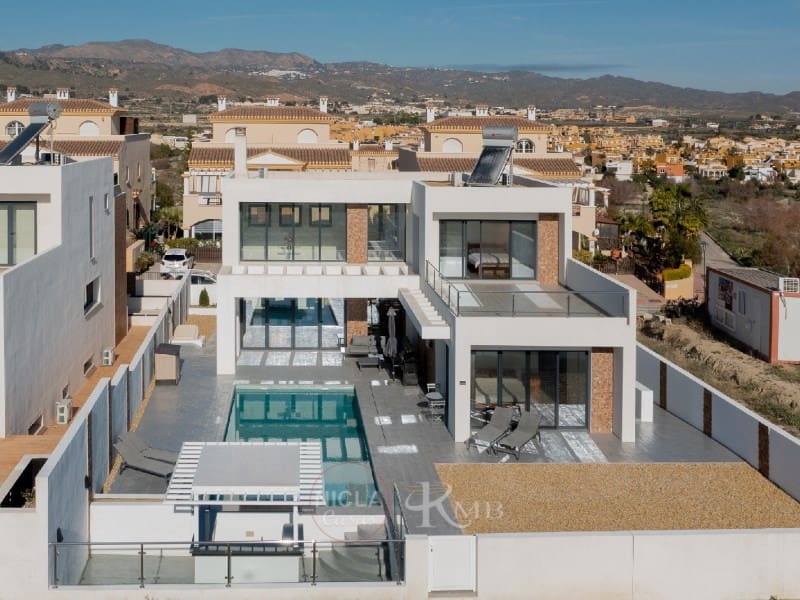 3 makuuhuone Huvila myytävänä paikassa Los Gallardos mukana uima-altaan - 499 999 € (Ref: 9644995)