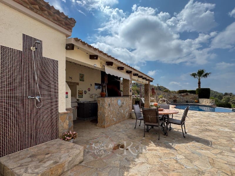 4 chambre Villa/Maison à vendre à Bedar avec piscine - 649 000 € (Ref: 9820273)