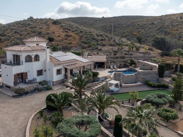 4 chambre Villa/Maison à vendre à Bédar avec piscine - 649 000 € (Ref: 9820273)