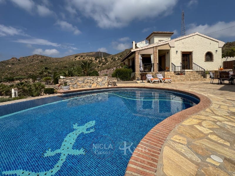 4 chambre Villa/Maison à vendre à Bedar avec piscine - 649 000 € (Ref: 9820273)