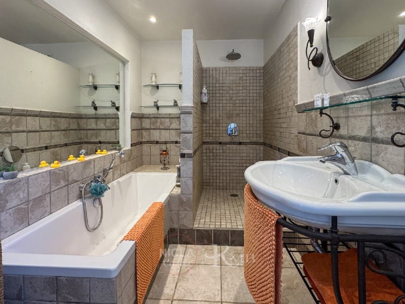 4 chambre Villa/Maison à vendre à Bedar avec piscine - 649 000 € (Ref: 9820273)