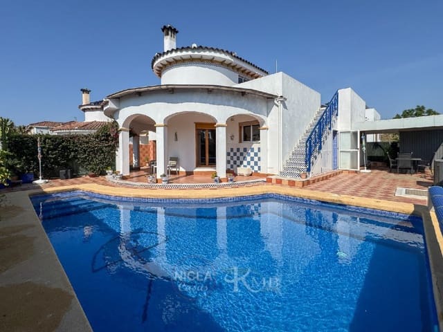 3 soveværelse Villa til salg i Vera Playa Naturista, Vera med swimmingpool - € 425.000 (Ref: 9941995)