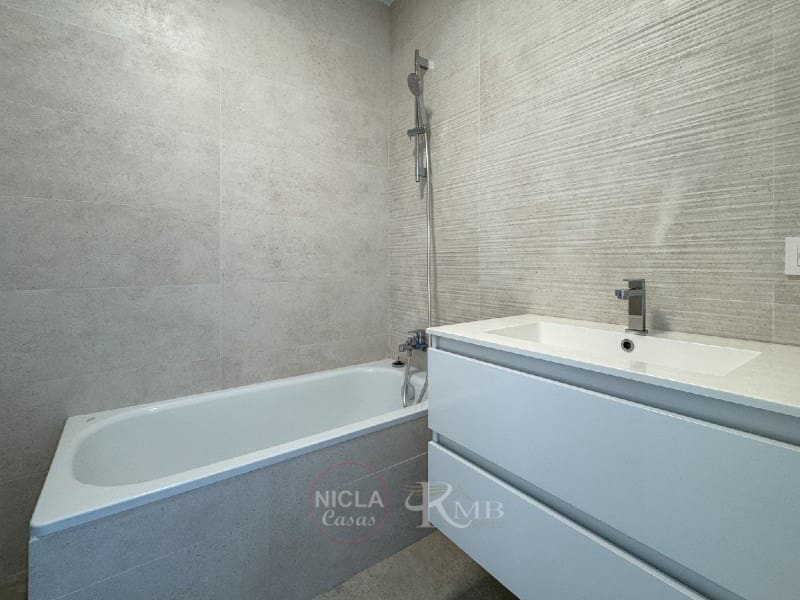 3 chambre Appartement à vendre à Garrucha avec garage - 280 000 € (Ref: 9949401)