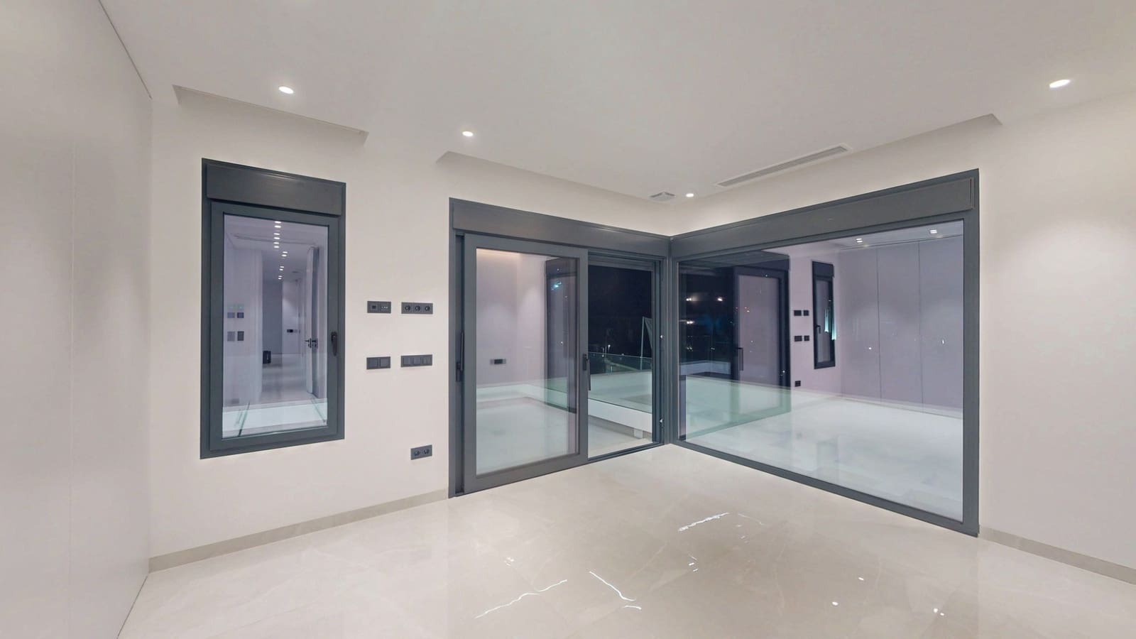 3 bedroom Villa for sale in Finestrat with pool - € 1,200,000 (Ref: 8832234)