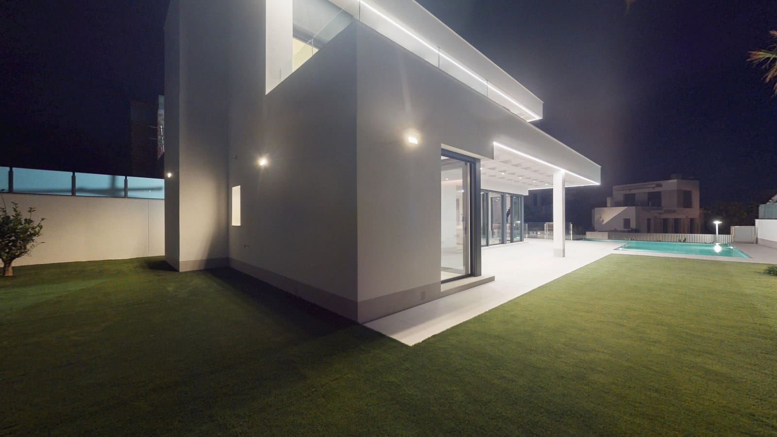 3 bedroom Villa for sale in Finestrat with pool - € 1,200,000 (Ref: 8832234)