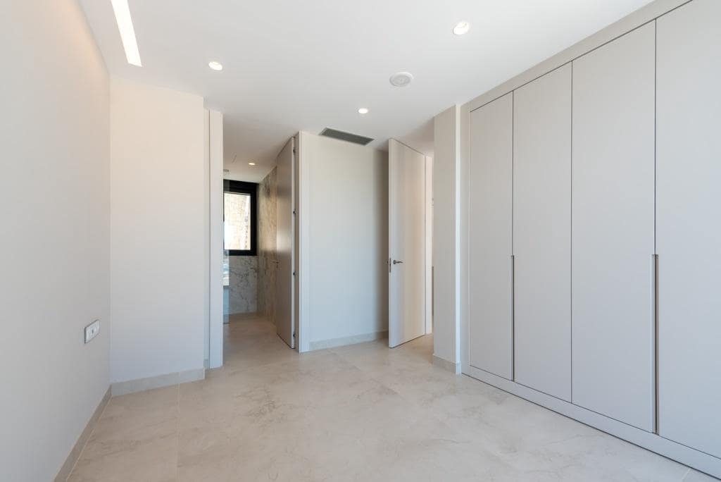 4 chambre Penthouse à vendre à Benidorm avec piscine garage - 1 650 000 € (Ref: 8833413)