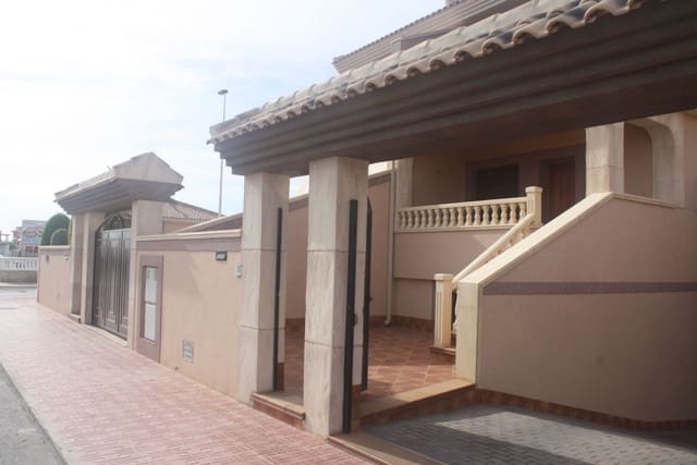 2 soveværelse Byhus til salg i Los Balcones - Los Altos, Torrevieja med swimmingpool - € 330.000 (Ref: 9093067)