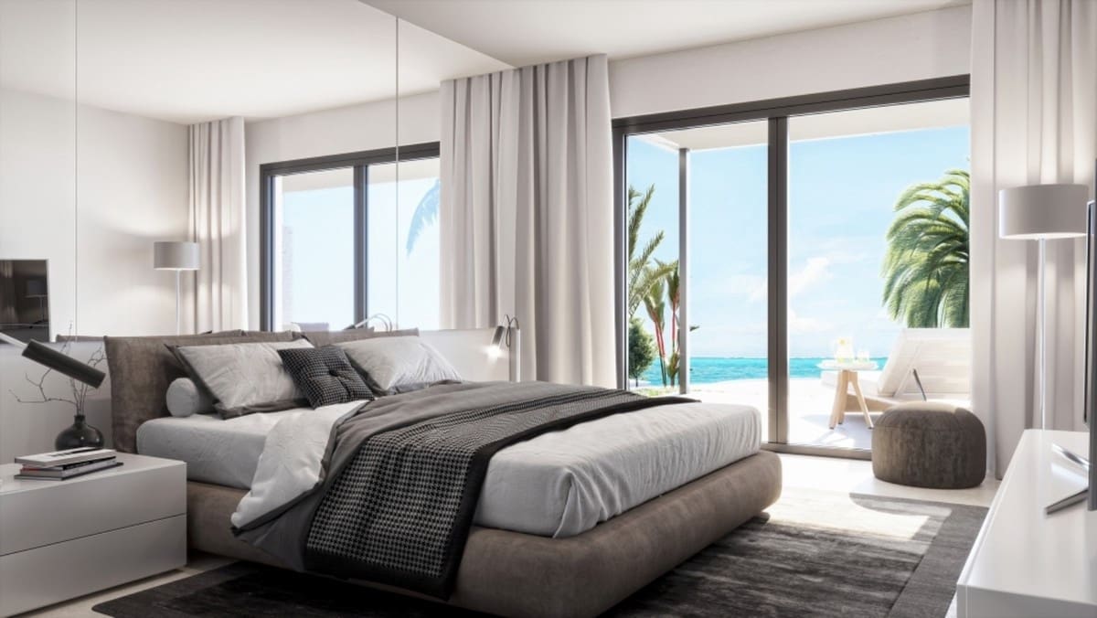 4 soverom Leilighet til salgs i Estepona med svømmebasseng garasje - € 907 535 (Ref: 9098657)