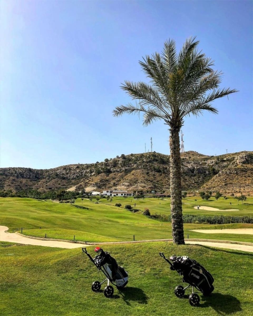 3 sypialnia Willa na sprzedaż w Monforte del Cid - 895 000 € (Ref: 9148903)