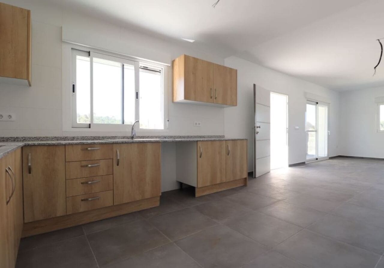 3 Zimmer Villa zu verkaufen in Pinoso mit Pool - 299.900 € (Ref: 9148922)