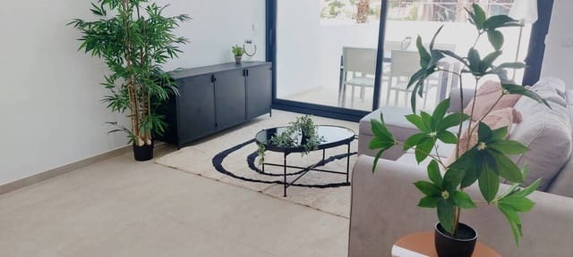 3 soveværelse Byhus til salg i Canuta, Calpe / Calp med swimmingpool - € 435.000 (Ref: 9148924)