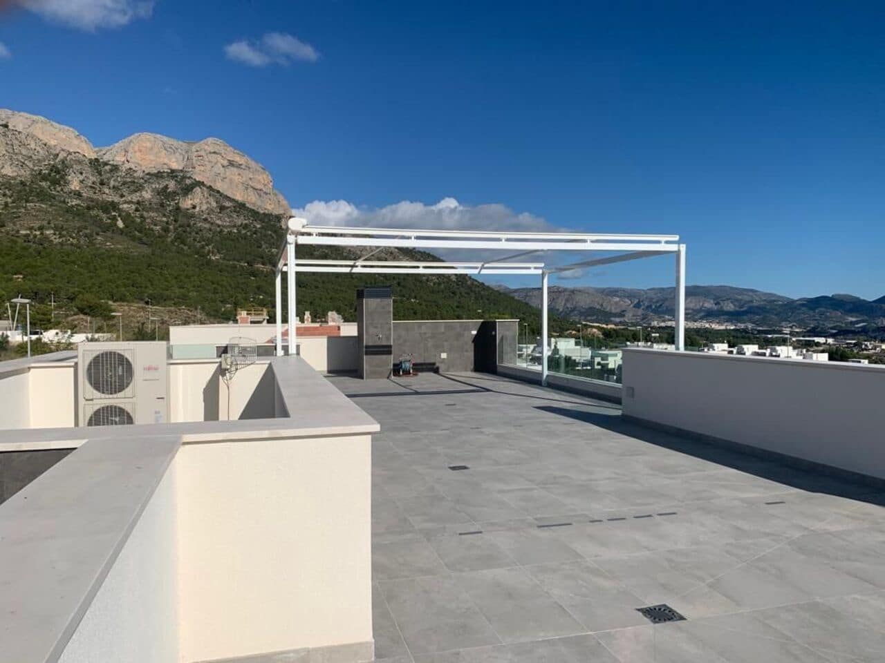 Chalet en Polop en venta - 625.000 € (Ref: 9148928)