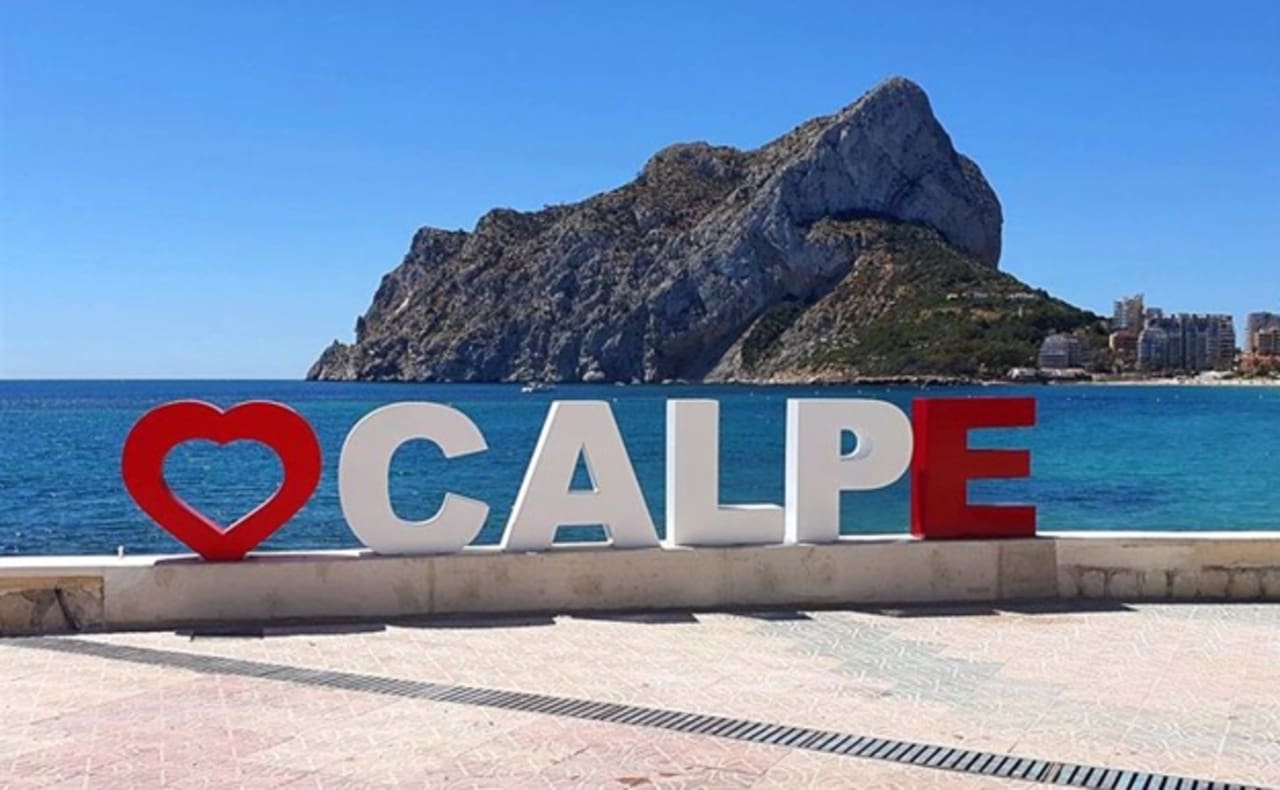 4 sovrum Villa till salu i Calpe / Calp med pool - 1 795 000 € (Ref: 9148930)