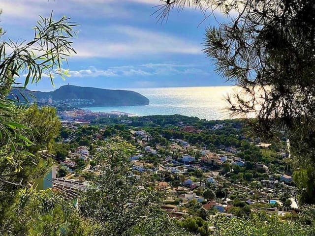 Chalet de 4 habitaciones en Pinar del Advocat - Cometa, Teulada-Moraira en venta - 1.875.000 € (Ref: 9148943)