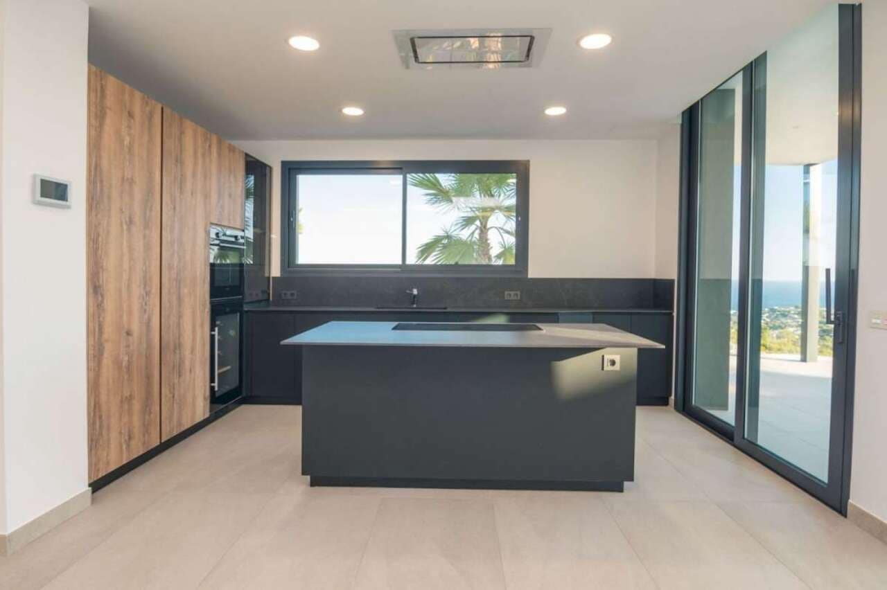 4 soveværelse Villa til salg i Benissa - € 1.395.000 (Ref: 9148945)